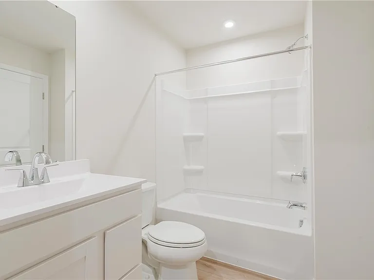 157 White Oak Dr #A — Photo 8