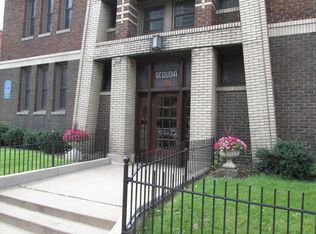 201 W 15th St, Minneapolis, MN 55403
