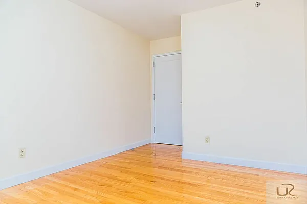 Rented by Urban Realty NYC | media 73