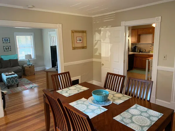 34 Phillips Ave, Norwood, MA 02062
