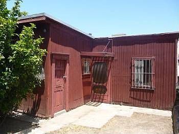 3rd image of 2046 Quesada Ave