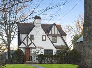 38 Midchester Ave, White Plains, NY 10606
