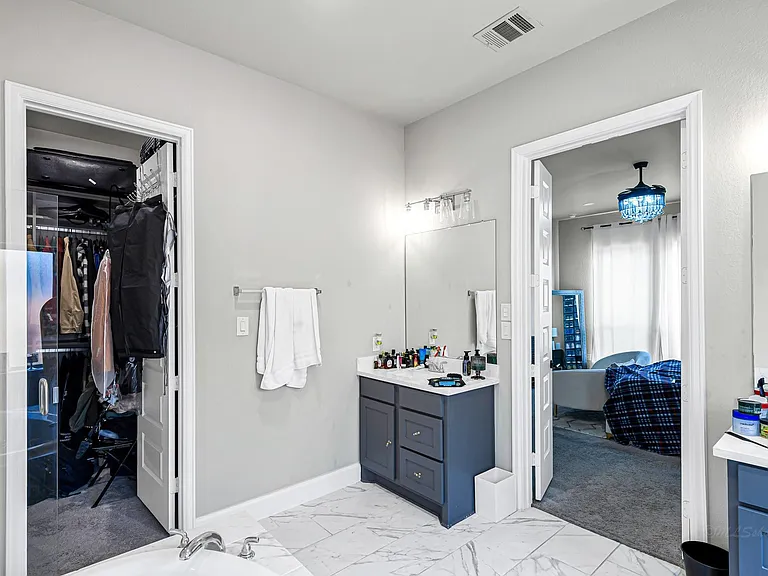 2711 Sylvan Birch Trl — Photo 34