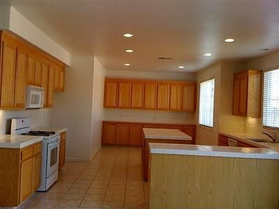 2nd image of 2847 Sunflower Cir