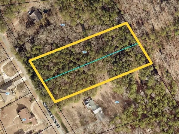128 Honeysuckle Ln NW, Milledgeville, GA 31061