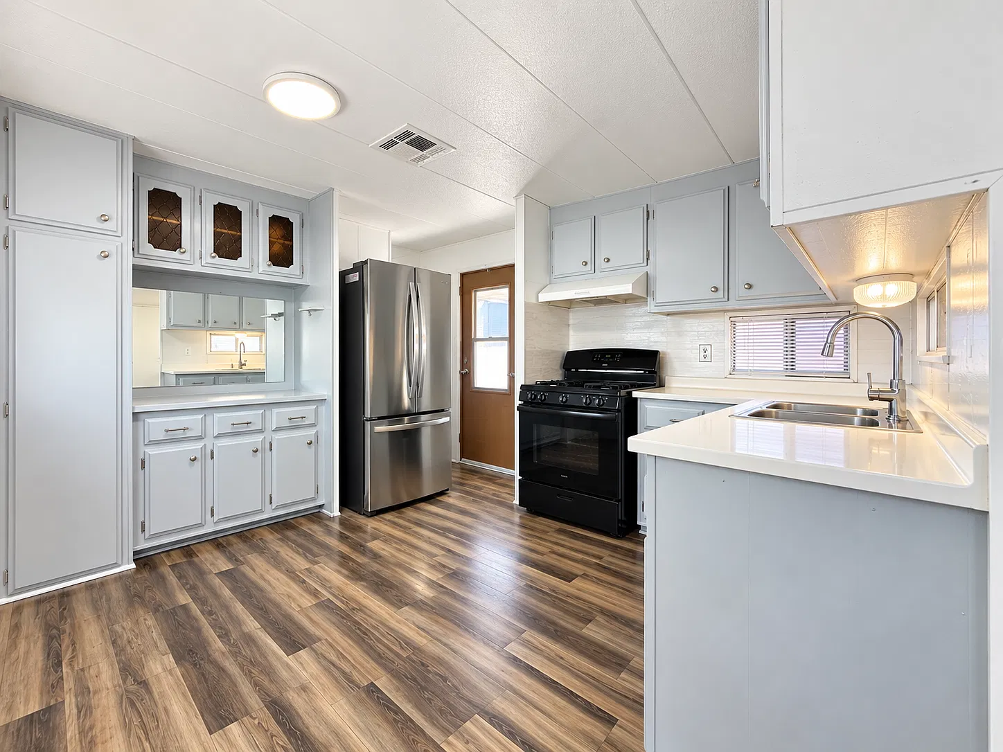 8421 E Main St — Photo 3