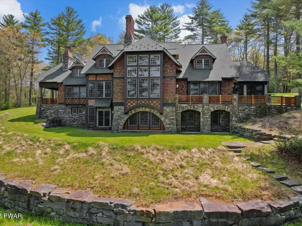 490 Highway 590, Lackawaxen, PA 18435