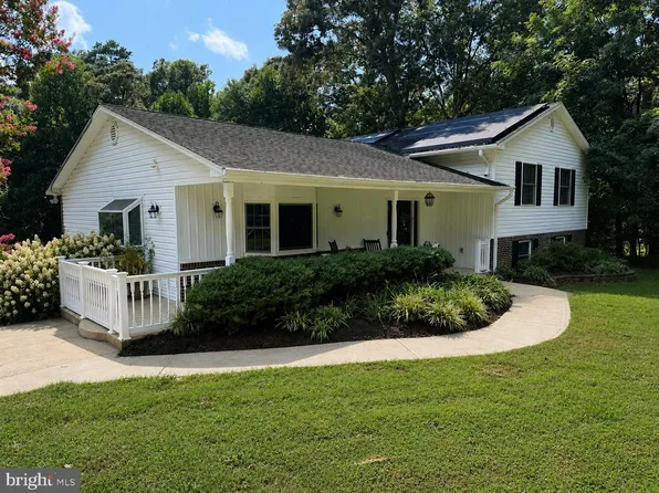 44737 Green Acre Ln, California, MD 20619