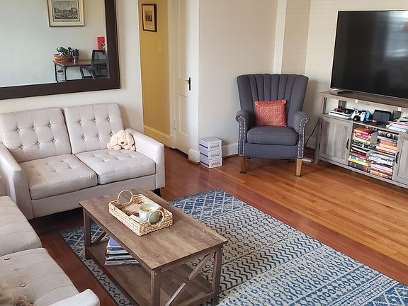 Living Room - With Furniture