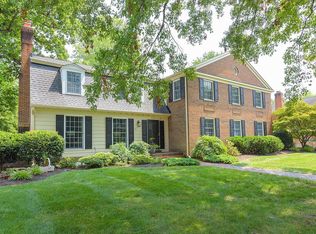 828 Emerald Dr, Alexandria, VA 22308