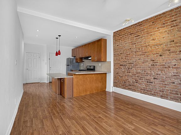 4th image of 21 66th St APT 3
