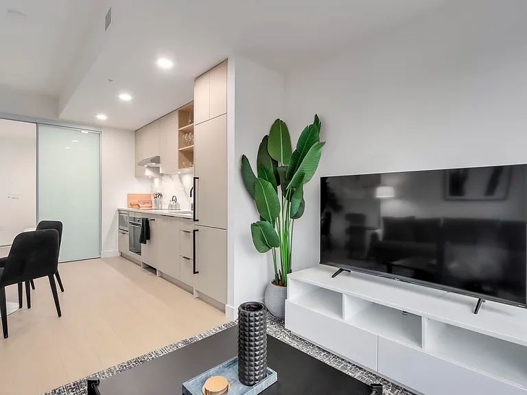 422 E 3rd St #41 — Photo 6