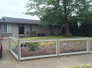 2502 Jeppesen Acres Rd, Eugene, OR 97401