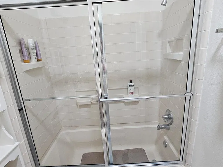 739 Tremont Greens Ln — Photo 22
