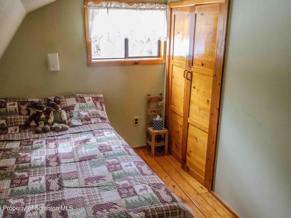 2034 School Rd, New Milford, PA 18834