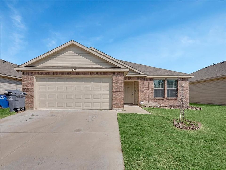 1st image of 2951 Saint Bernard Dr