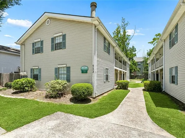 713 Heavens Dr APT 4, Mandeville, LA 70471