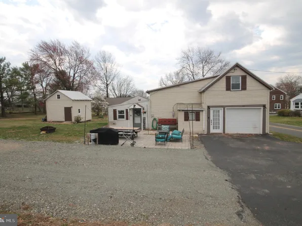 30 Merkel Rd, Gilbertsville, PA 19525