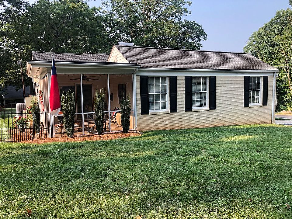 2nd image of 720 Redding Rd