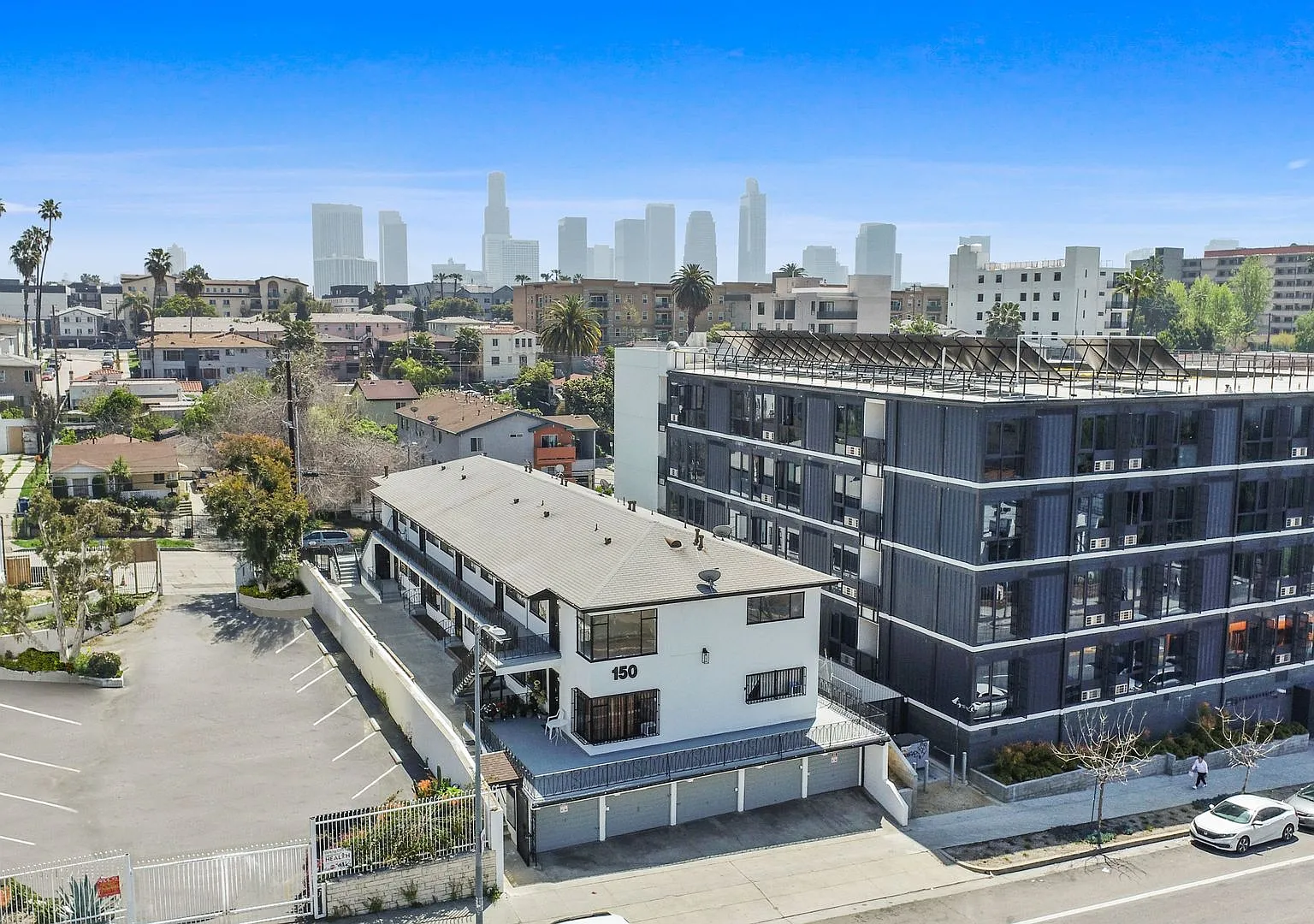 152 S Alvarado St — Photo 3