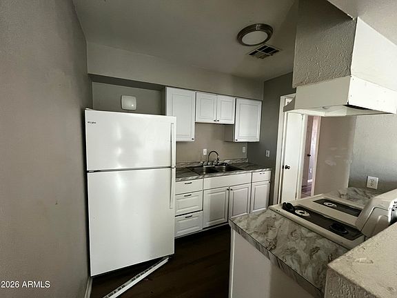 4th image of 7301 W HEATHERBRAE Drive