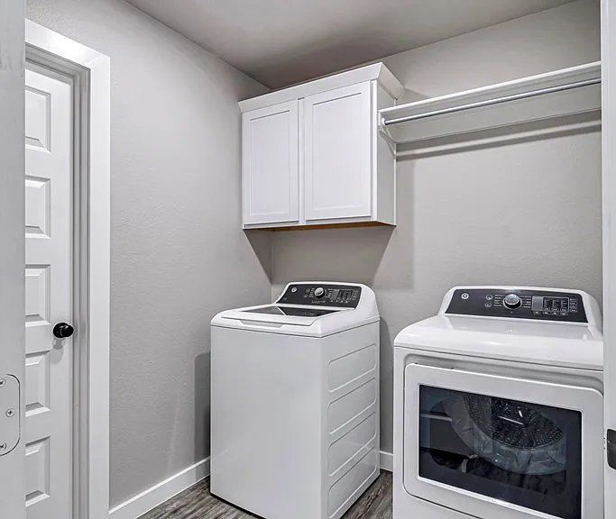 5910 Purtis Creek Dr — Photo 32