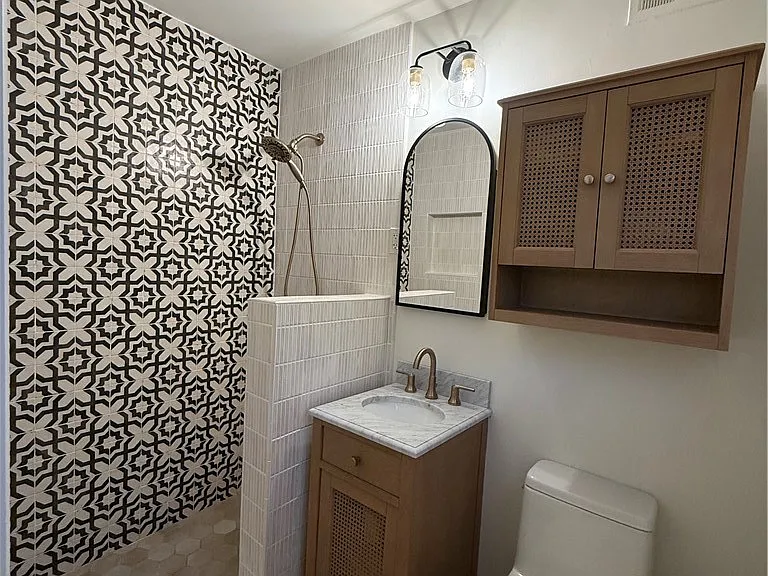 720 Circle Dr — Photo 16