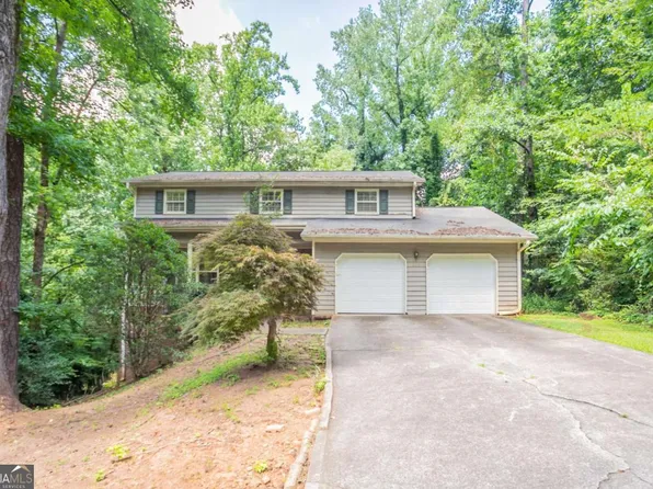 206 Hauteur Pl SW, Lilburn, GA 30047
