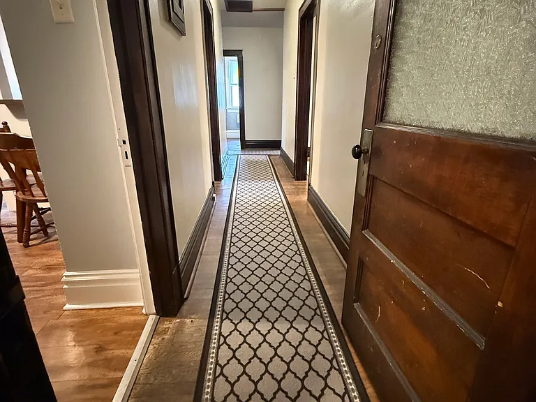 2702 Center St #3 — Photo 10