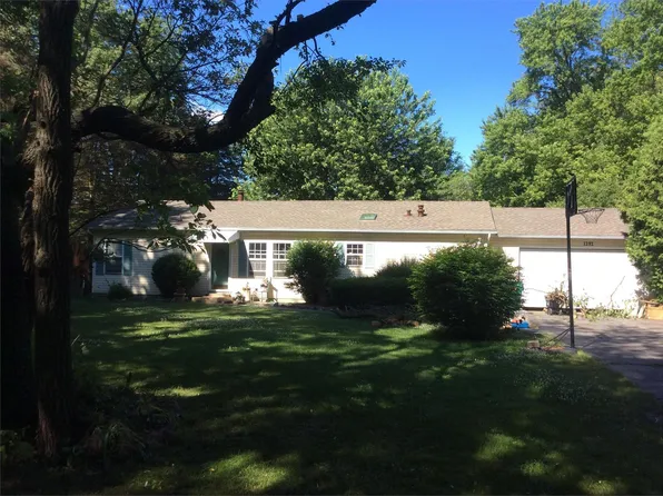 1392 W 300 N, La Porte, IN 46350