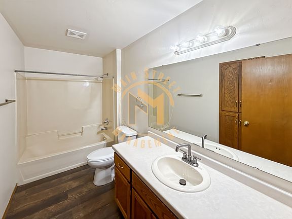 2nd image of 410 Aloysius Ct