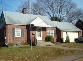 204 Oberlin Rd, Hamden, CT 06514