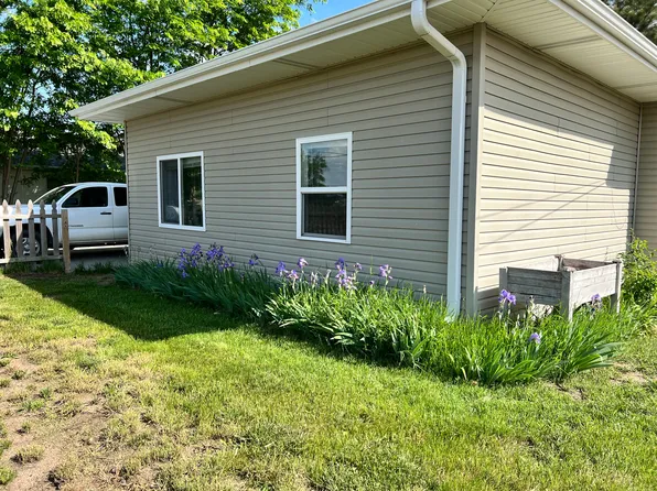 3020 W 14th St, North Platte, NE 69101