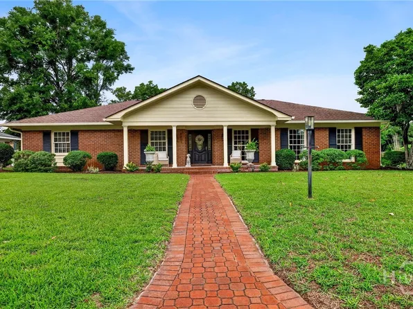 8607 Kent Drive, Savannah, GA 31406