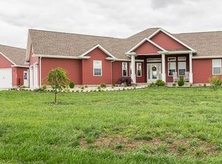 12872 Harvest Ln, Marion, IL 62959