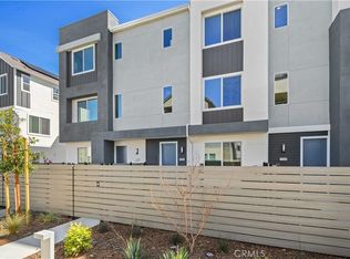 27331 Bear Creek Ln, Valencia, CA 91381