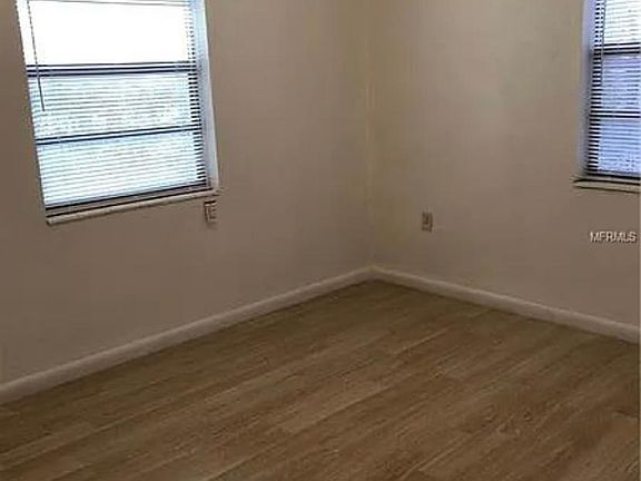 3rd image of 118 W Prince St