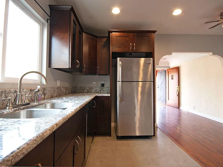 4032 Garden Ave — Photo 8