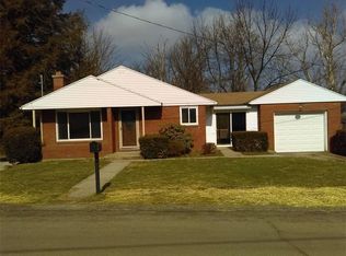 189 Bennington Rd, Hopwood, PA 15445