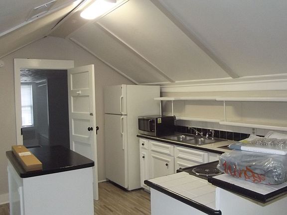 3rd image of 2023 15th Ave #1B-1BA