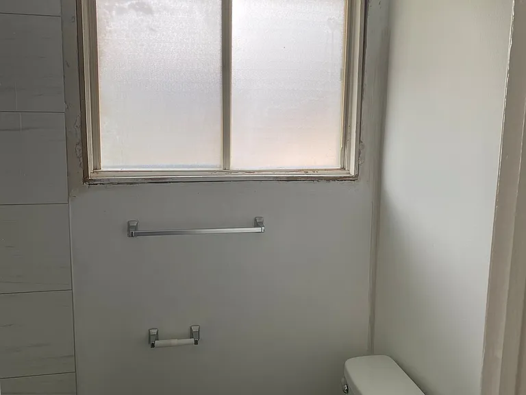 238 Burnside Dr — Photo 15
