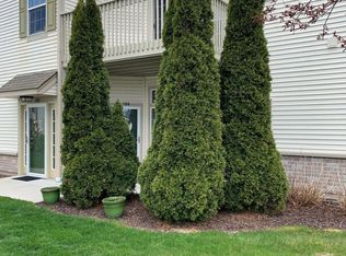 1108 Bedford Ct #102, Racine, WI 53406