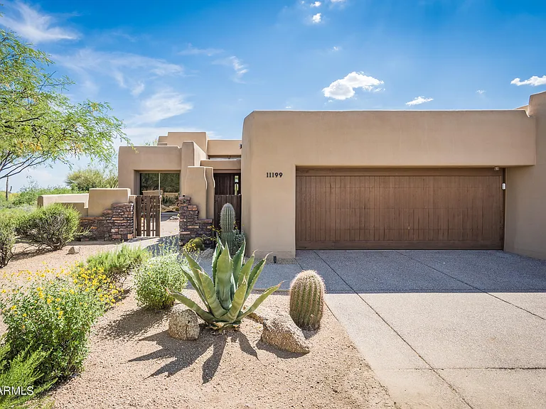 11199 E Prospect Point Dr — Photo 1