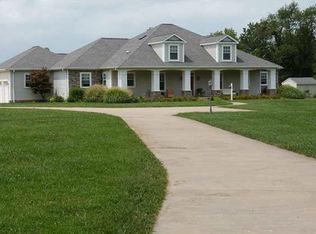 6400 N Happe Rd, Evansville, IN 47720