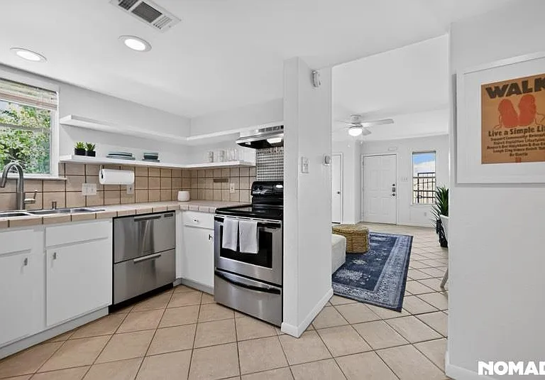 2104 Cullen Ave #202 — Photo 13