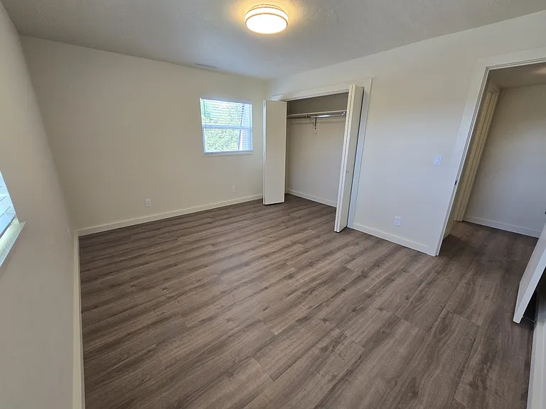 405 N 16th Ave #B — Photo 17
