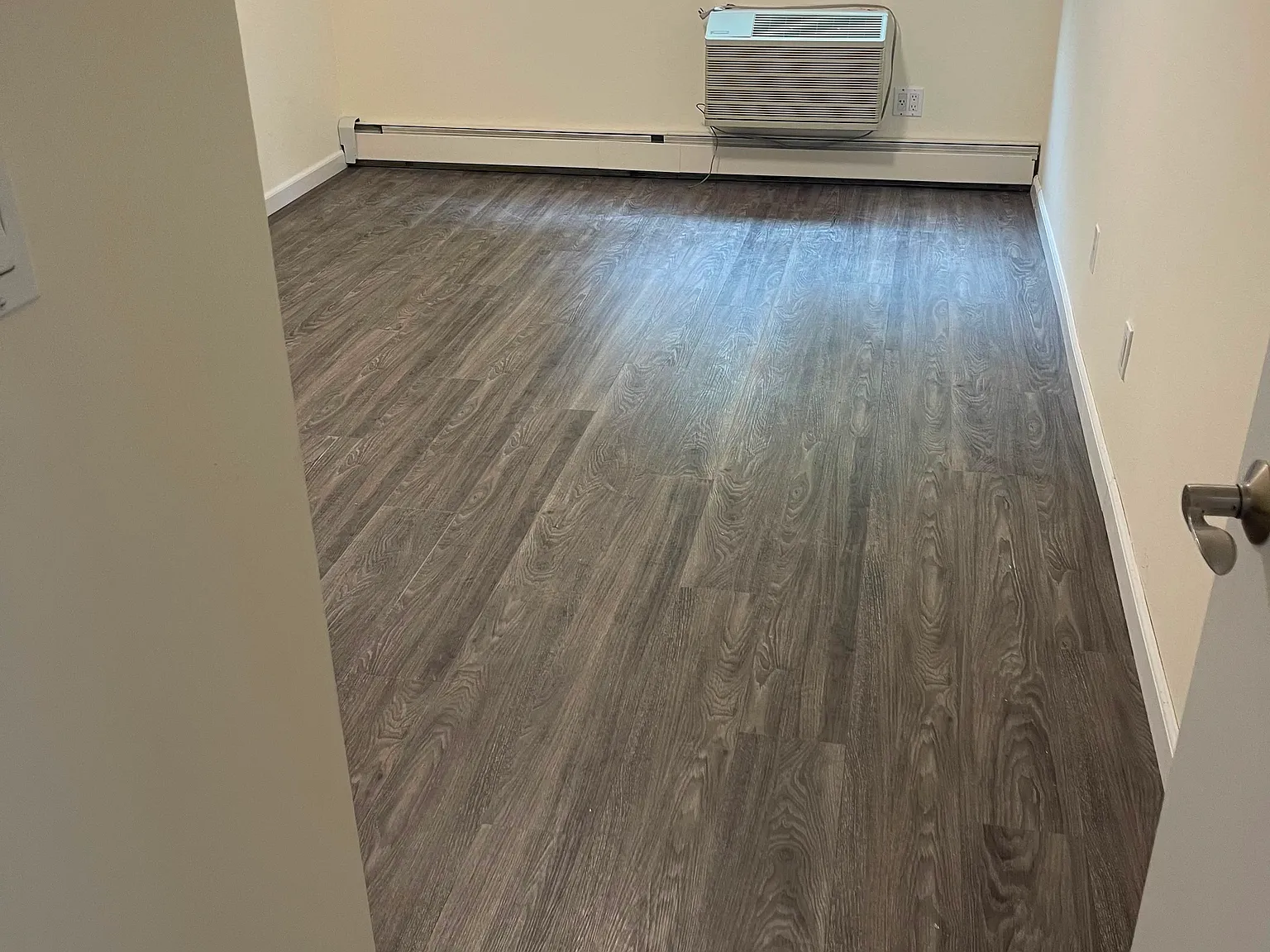2 bed, 950 sqft, $2,350 — Photo 4
