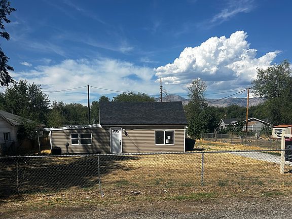 2nd image of 870 W Ellis St
