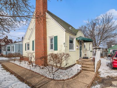 61 Canterbury St SW, Wyoming, MI, 49548