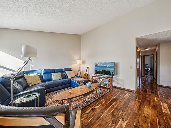 5th image of 990 Kensington Trl APT 205